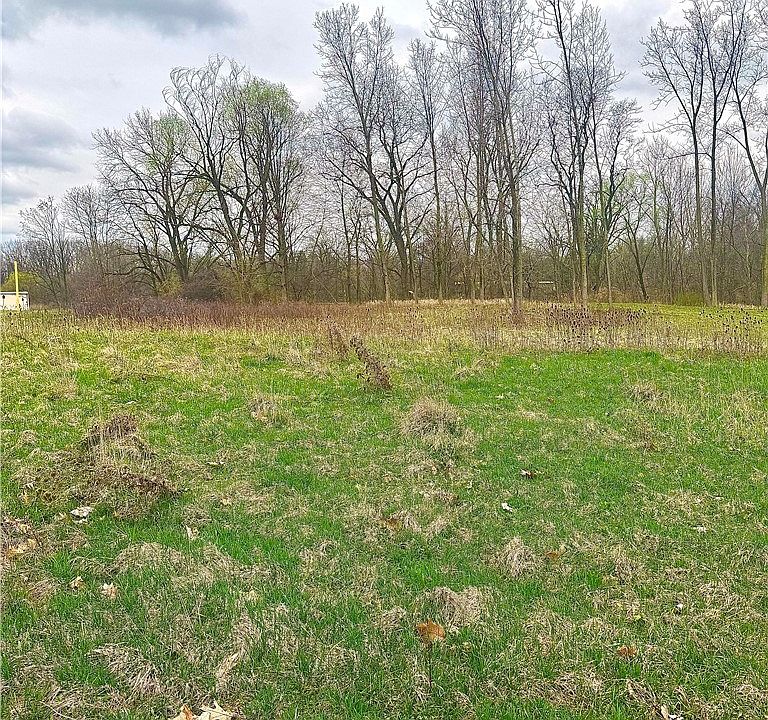 2nd image of E Bagley Rd