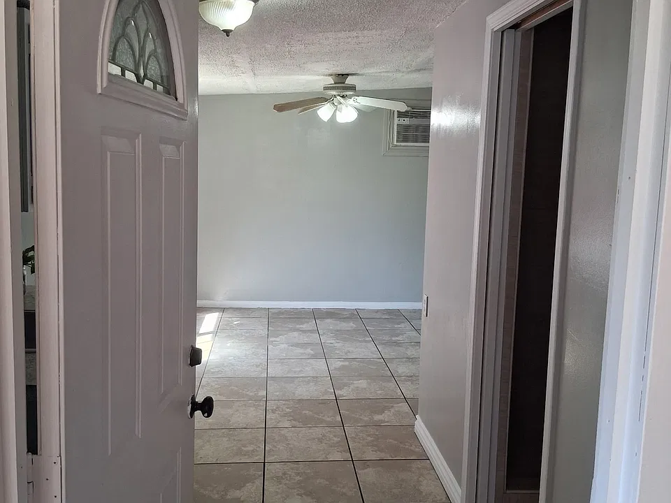 6367 Manuel Ct