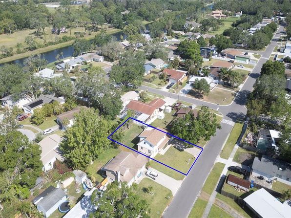 8798 94th St, Seminole, FL 33777