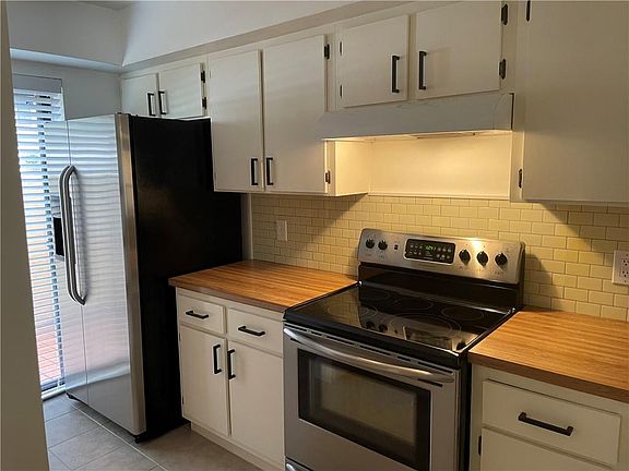 2nd image of 11594 NW 45th Street #3