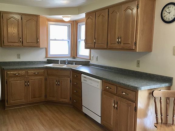 Nicely updated kitchen