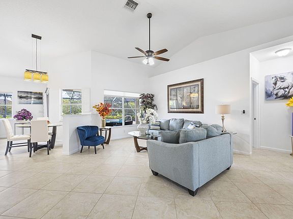 4th image of 1935 Primrose Ln