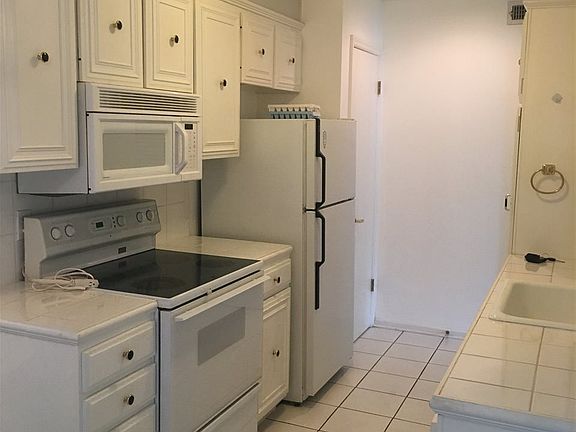 4th image of 7077 E Central Ave APT 19