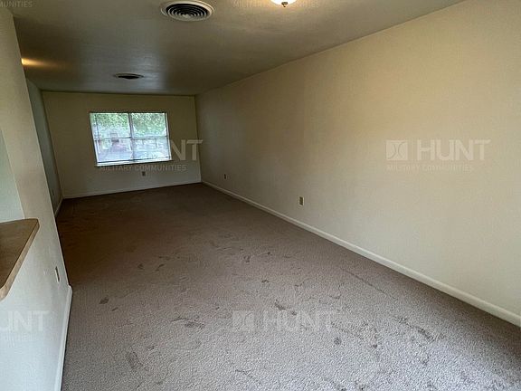 4th image of 118 Maryland Ln