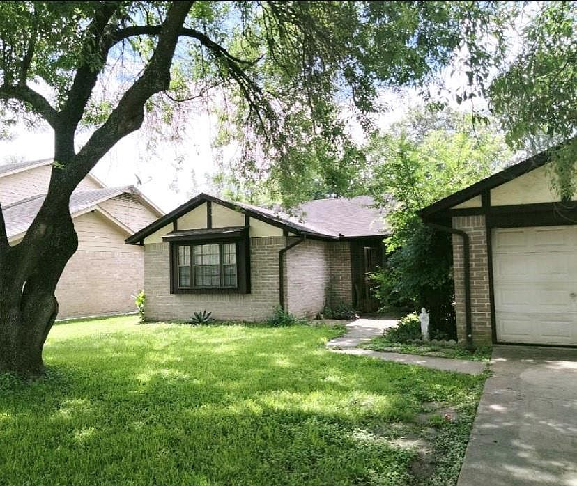 2nd image of 7843 Battleoak Dr
