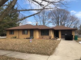 810 N Bowery Ave, Gladwin, MI 48624