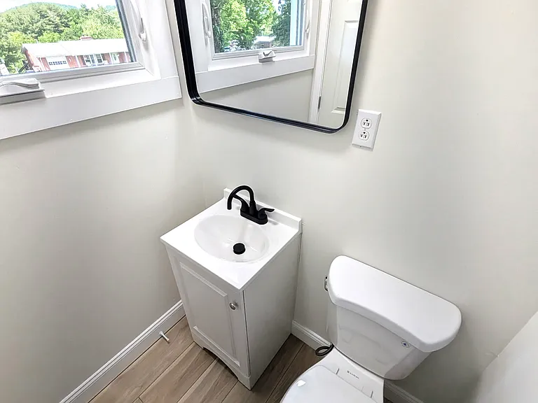 111 Brumley Cir — Photo 6