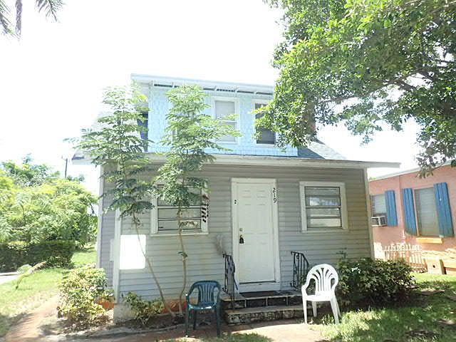 1st image of 219 N H St APT 1