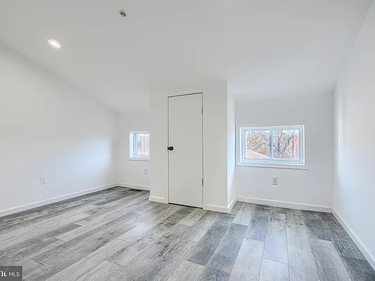 7 Carrollton Ave — Photo 19