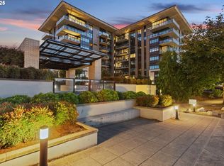 1830 NW Riverscape St APT 803, Portland, OR 97209