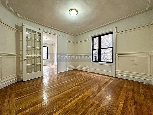 3rd image of 106 Cabrini Blvd APT 5B