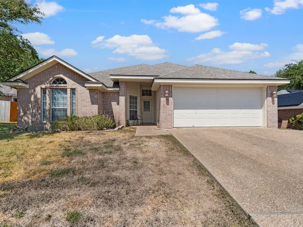 616 Pebble Creek Dr, Hewitt, TX 76643