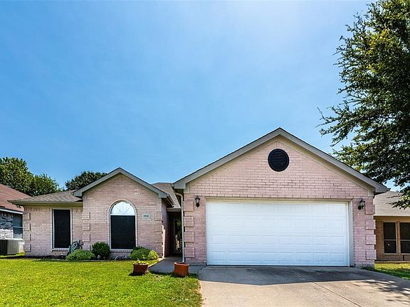 2nd image of 8020 Jolie Dr