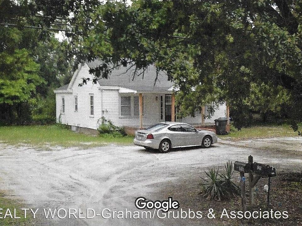 2nd image of 1209 N Main St