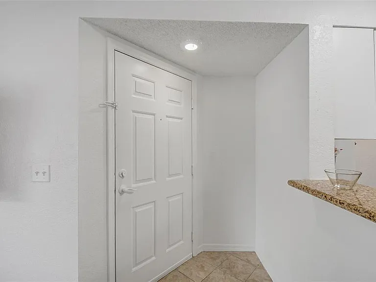 5120 Conroy Rd #28 — Photo 17