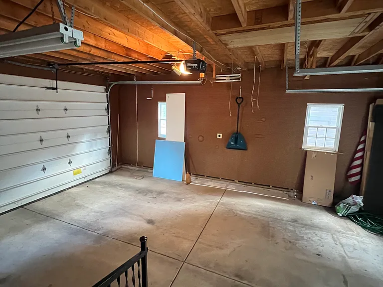 403 Wesley St — Photo 14