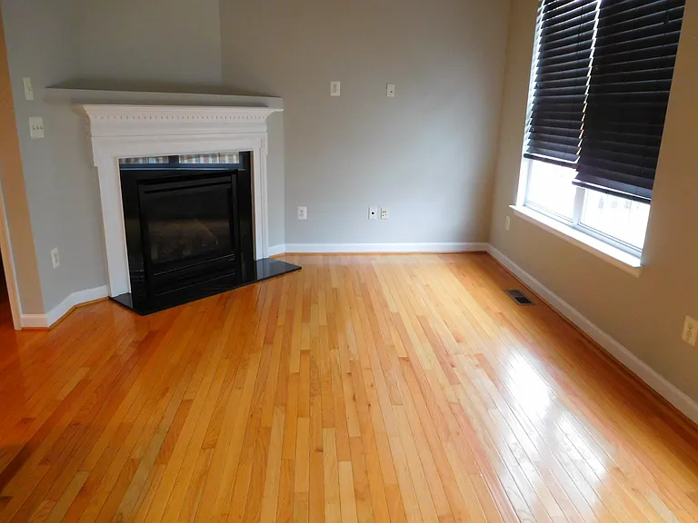 4302 Talmadge Cir — Photo 7