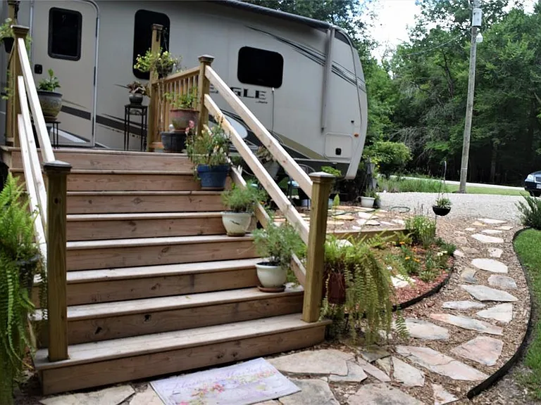 478 Center Dr — Photo 29