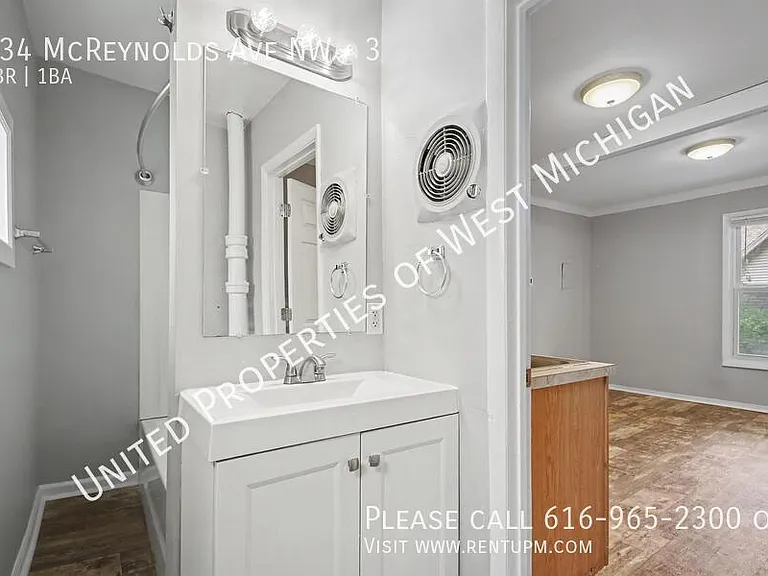 934 McReynolds Ave NW #3 — Photo 12