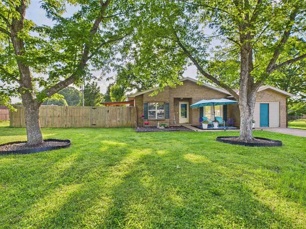 401 Kathleen St, Mountain Home, AR 72653