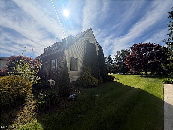 3rd image of 10366 Barchester Dr