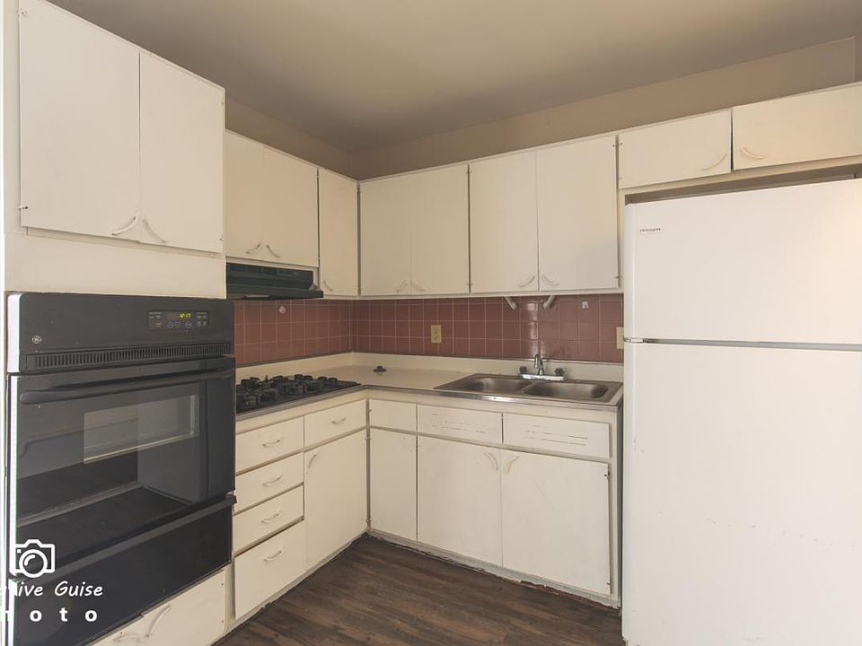 1st image of 4538 Park Forest Ct APT B