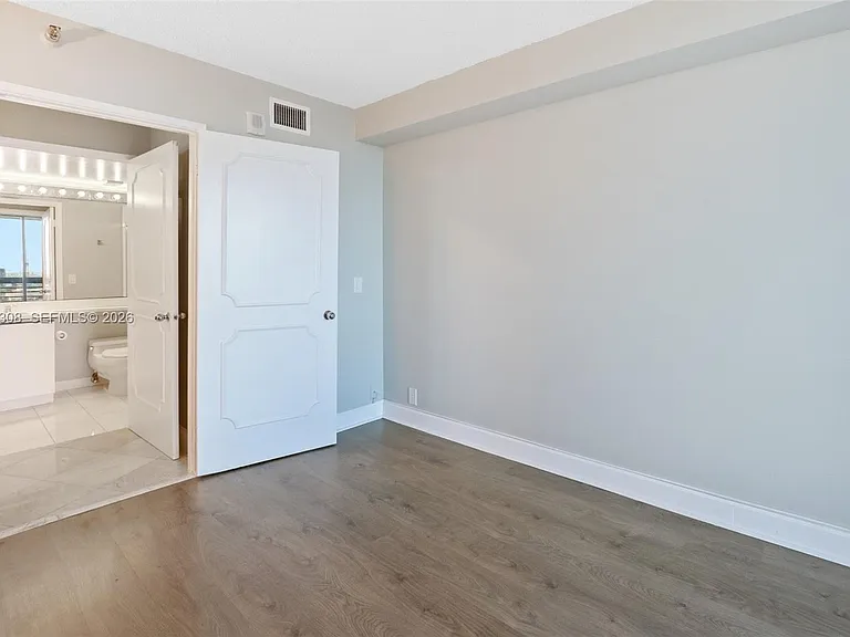 3400 NE 192nd St #1707 — Photo 24