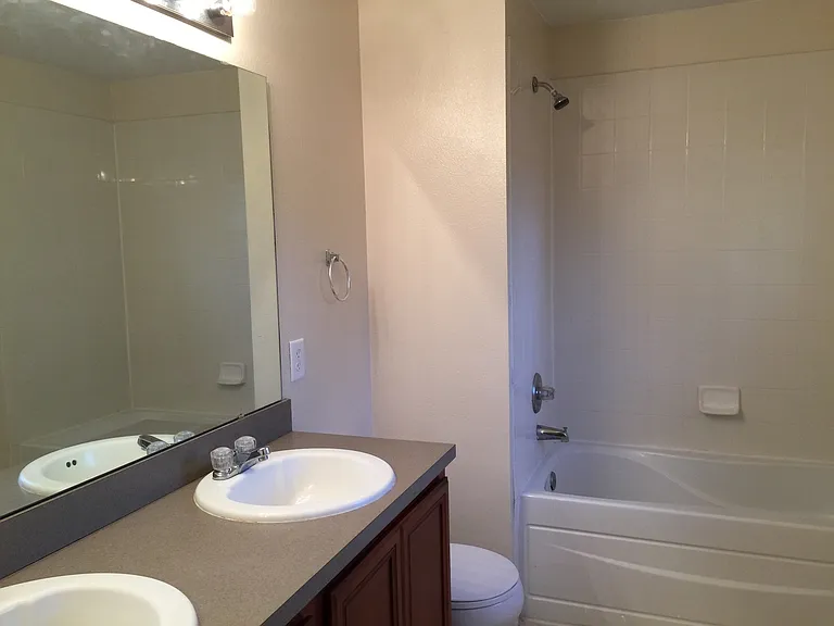 14650 Water Locust Dr — Photo 13