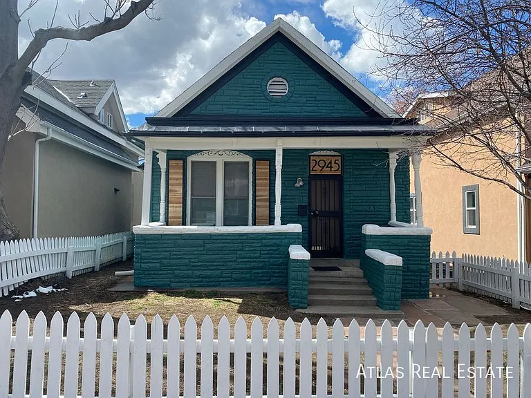 2945 N Marion St — Photo 1