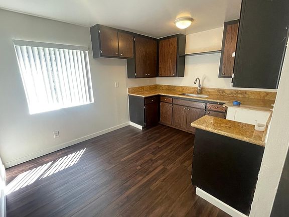 3rd image of 121 N Poplar Ave APT C