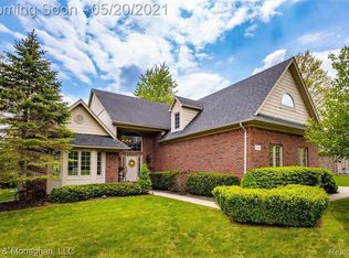 1039 Belle River Woods Blvd, East China, MI 48054