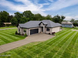 3790 Hebron Ln E, Shepherdsville, KY