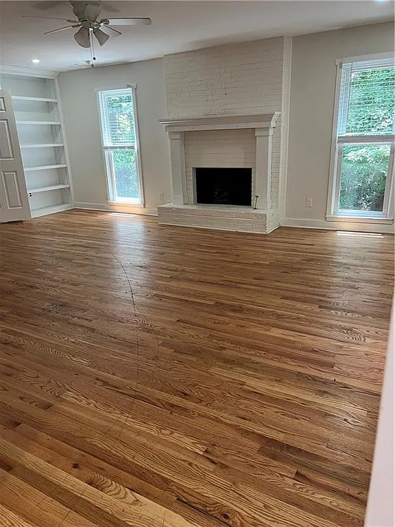 5 bed, 4.5 bath, 3168 sqft, $4,500 — Photo 2