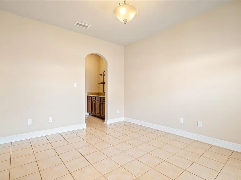 23946 Devonfield Ln — Photo 16