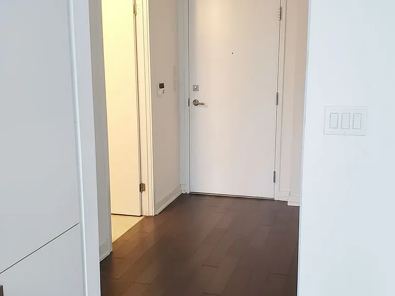 12 York St #3001 — Photo 4