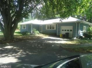 19 S Mill Rd, Princeton Junction, NJ 08550