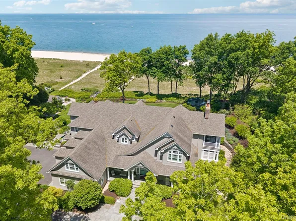 6 Pheasant Run, Nissequogue, NY 11780