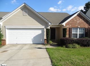 422 Chartwell Dr, Greer, SC 29650