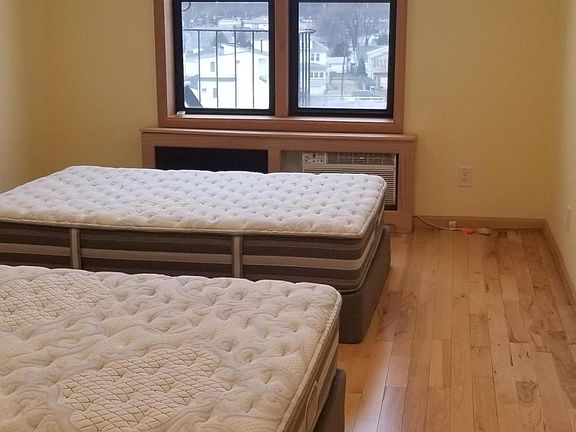 5th image of 100 Colfax Ave APT 6E