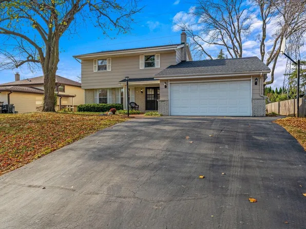 2835 North 118th STREET, Wauwatosa, WI 53222