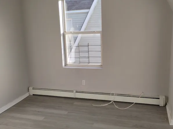 (undisclosed Address), Hempstead, NY 11550