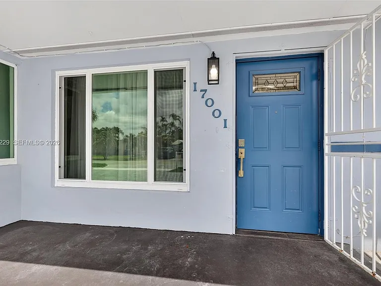 17001 NW 53rd Ct — Photo 5