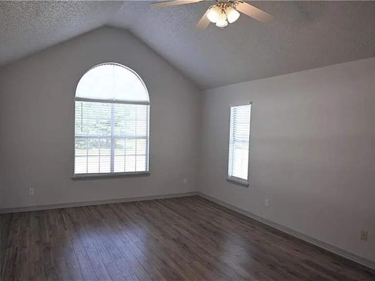 1796 N Salem Rd — Photo 8