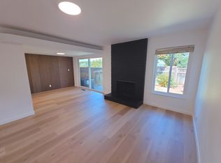 1648 Oak Ave, Redwood City, CA 94061