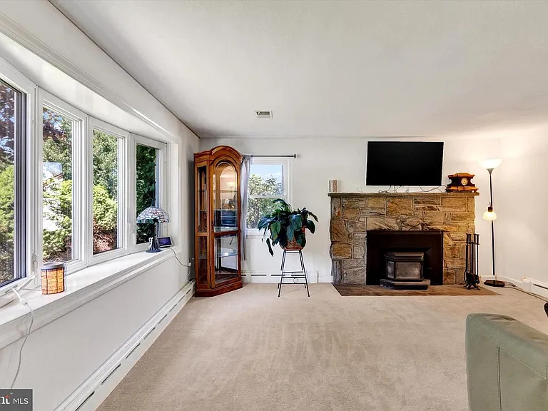 1217 Caln Meetinghouse Rd — Photo 4