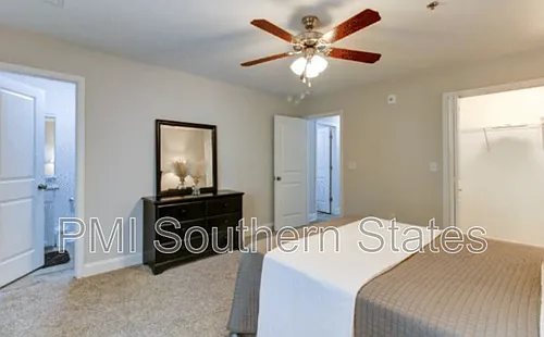 202 Walnut Hill Dr Photo 1