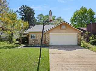 411 Austin Cir, Russellville, AR 72801