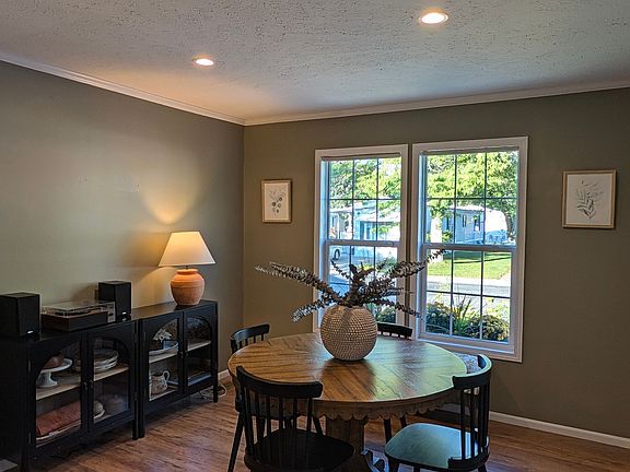 3rd image of 1700 Robbins Rd #486