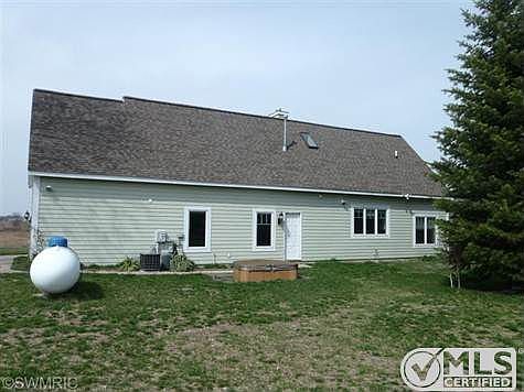 4th image of 6022 142nd Ave