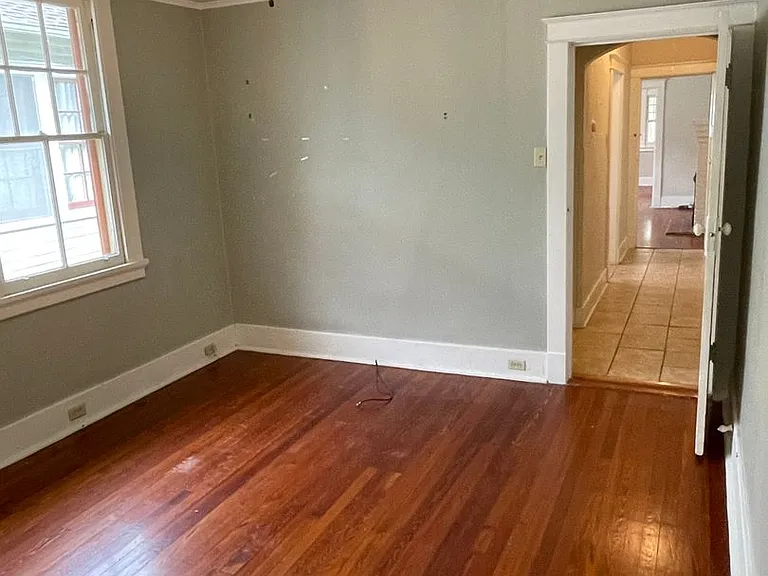 4616 - 4618 Toulouse Street — Photo 15